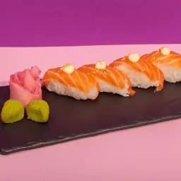 Salamon Nigiri